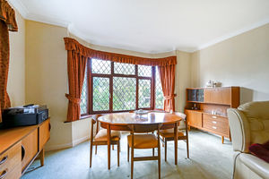 Dining area- click for photo gallery